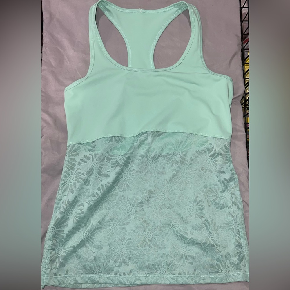 Fabletics Tank Top. 1/2 Mesh. Size Small